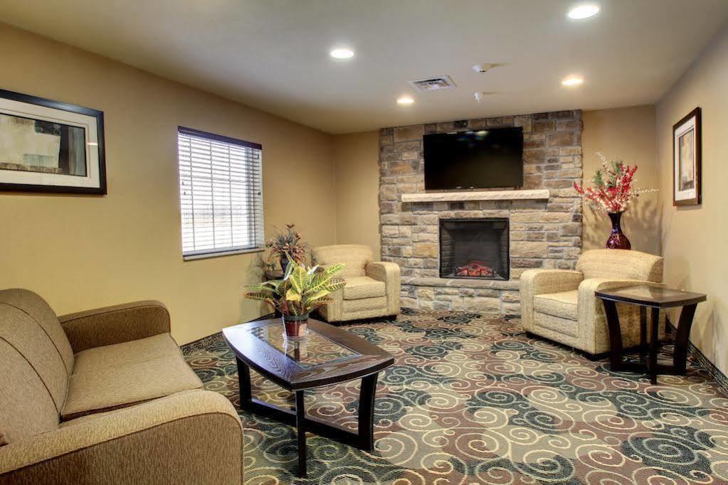 Cobblestone Inn & Suites - Big Lake Exterior foto